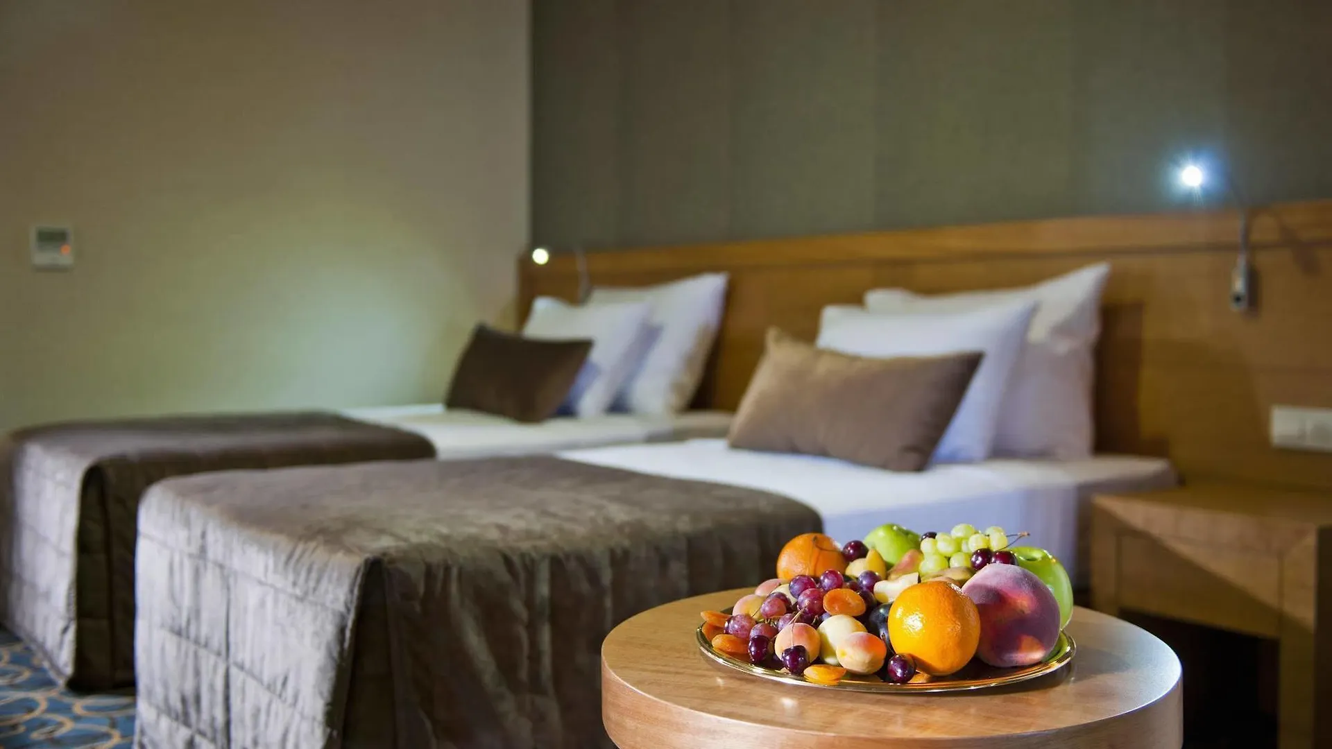 Volley Hotel Измир